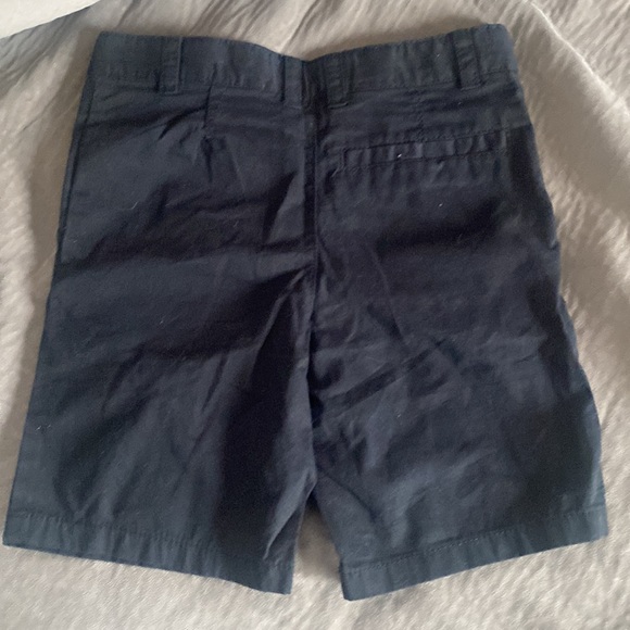Youth boys shorts. New never worn.  Size 7. - Picture 2 of 2